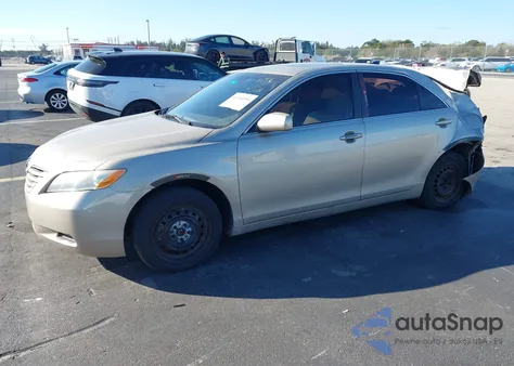 2007 Toyota Camry Le z USA, uszkodzony, nr VIN 4T1BE46K07U102696